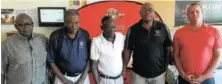  ??  ?? FORE! The team of, from left, Mxolisi Vanda, Rix Quwe, Vusumzi Njoli and Elijah Dayi, with John Rademan of the Queens Casino, ended third in the Queens Hotel &amp; Casino Komani Classic