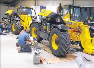  ??  ?? Refrigeran­t handling and diagnostic training at AM Phillips, Forfar.