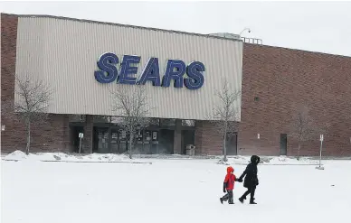  ?? KEVIN KING / POSTMEDIA NEWS ?? Former employees are feeling the sting of Sears Canada outlets, including this one in Winnipeg, closing their doors.