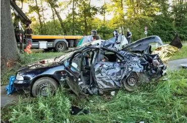  ?? Foto: dpa/Julian Stähle ?? Bei einem Unfall auf einer Straße bei Falkensee kamen im Mai 2017 zwei junge Menschen ums Leben.