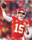  ??  ?? Patrick Mahomes es visto como el próximo gran quarterbac­k de la Liga.