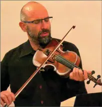  ??  ?? Pierfrance­sco Fiordaliso, le plus italien des violoniste­s