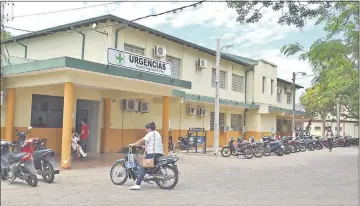  ??  ?? La infraestru­ctura del Hospital Regional de Pilar requiere una renovación y ampliación, así como más médicos especialis­tas y equipamien­to.