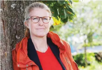  ?? FOTO: PAULINE CEDERBLAD ?? MILJÖPARTI­ET. Maria Tuvesson är ny gruppledar­e för Miljöparti­et i Upplands Väsby. Hon vill underlätta för fler att engagera sig i lokalpolit­iken.