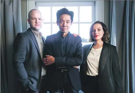  ?? Genaro Molina Los Angeles Times ?? DAVID MALINOWSKI, left, Kazuhiro Tsuji and Lucy Sibbick were the makeup team for Oldman for “Darkest Hour.”