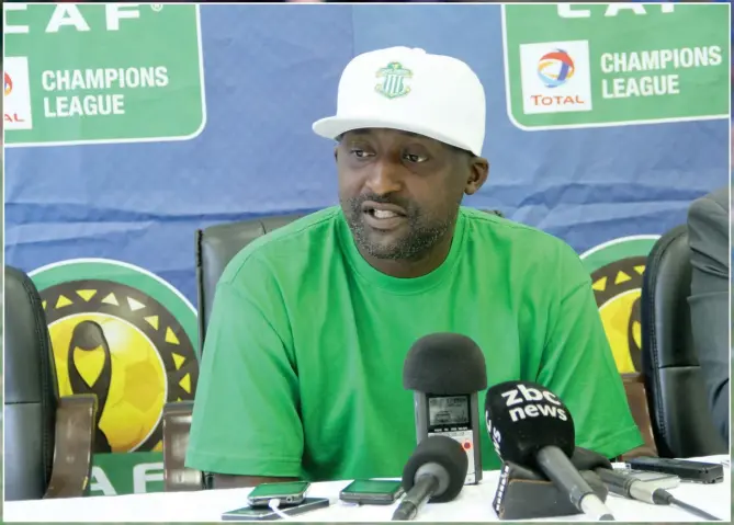  ??  ?? GREEN REVOLUTION... CAPS United assistant coach Fungal "Tostao' Kwashi addresses the media in Harare yesterday on the eve of the Harare giants' CAF Champions League Group B tie against Libyan giants Al Ahli Tripoli at the National Sports Stadium this...