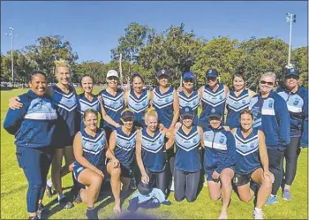  ?? PHOTO: SUPPLIED ?? Up the Blues! Shelly is back row (third left); Nic second from front-right.