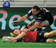  ??  ?? Andrew Conway was put off his ball-gathering on the Castres line in much the same way that periwinkle pickers are distracted by the incoming tide. Not one of the four refs saw the incident.
