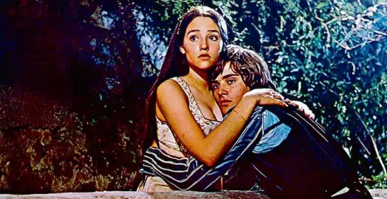  ?? Fotos Reprodução ?? Olivia Hussey e Leonard Whiting em cena de ‘Romeu e Julieta’ (1968), filme de Zeffirelli indicado ao Oscar de melhor direção