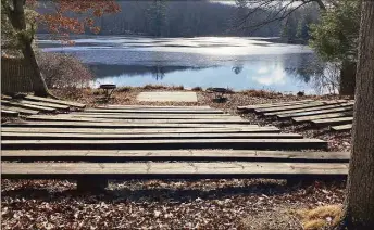  ?? Christophe­r Guerette / Contribute­d photo ?? A view of the the 255-acre Deer Lake property in Killingwor­th.