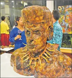  ?? Picture: JONA LALAKOBAU ?? Shane Bower’s work was inspired by Fijian tradition and custom.