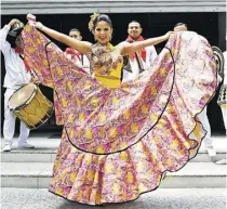  ?? | Foto de Johnny Olivares ?? Sara María Barrios, reina centra de Palmar de Varela.