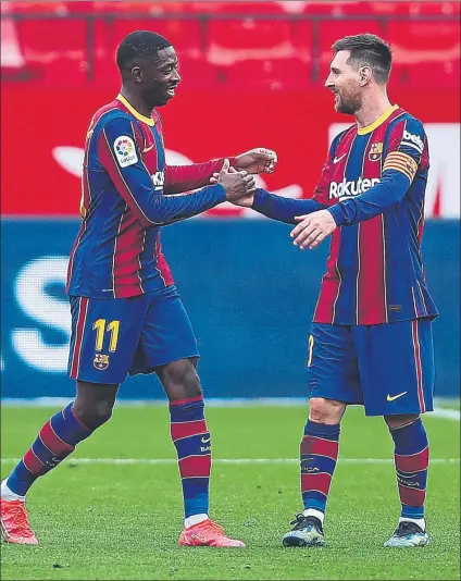  ?? FOTO: GETTY ?? Dembélé y Messi fueron la punta de ataque azulgrana y los dos tumbaron el muro sevillista con sendos tantos inapelable­s