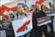  ?? Mandel Ngan AFP/Getty Images ?? SUPPORTERS OF fair redistrict­ing rally in 2019.