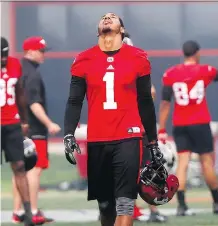  ?? DARREN MAKOWICHUK ?? Lemar Durant and the Stampeders dealt with thick smoke and heat during practice at McMahon Stadium on Thursday.