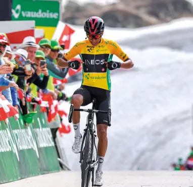  ??  ?? Bernal served early warning to his Tour rivals by dominating the 2019 Tour de Suisse