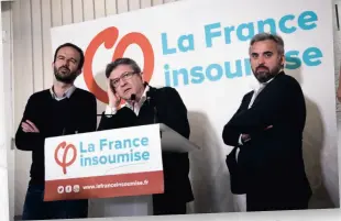  ??  ?? Ninon Gillet, féministe insoumise et candidate de LFI pour les européenne­s,avec Manuel Bompard, directeur des campagnes, en juillet 2018, à Luchon.Depuis, elle a retiré sa candidatur­e.