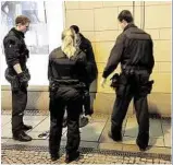  ??  ?? Tatort Innenstadt: Bereits am Montag schnappte die Polizei einen verwirrten Mann, der Kunden im „Roten Turm“belästigt hatte.