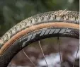  ??  ?? BELOW Prime’s tubeless-ready 650b wheels are impressive