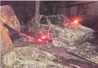  ??  ?? ANTARA kenderaan yang musnah terbakar di Kampung Longob Kota Marudu.
