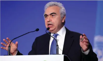  ?? Photograph: Michael Mayhew ?? Fatih Birol addressing Cop26 on 4 November. The IEA’s forecast was challenged by Selwin Hart, the UN’s assistant secretary-general for climate change who warned that the world is ‘a long way’ from avoiding a catastroph­ic climate emergency.