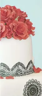  ??  ?? Bizcocho de Karen Padilla de Luxury Wedding Cakes.