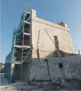  ??  ?? Scaffoldin­g goes up around The White Tower, Armier