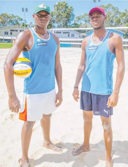  ?? Picture: MATTHEW THOMAS/SPORTS SUPER CENTRE ?? Mozambique beach volleyball­ers Delcio Soares and Carlos Acacio.