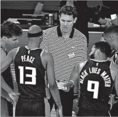  ?? KIM KLEMENT/AP ?? Luke Walton knows there’s uncertaint­y after the Kings missed the playoffs.