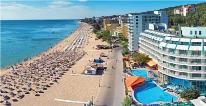  ??  ?? Rival to the Med: The sweeping Golden Sands resort in Varna, on Bulgaria’s Black Sea coast