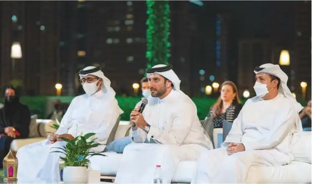  ??  ?? ↑
Sheikh Sultan Bin Ahmed Al Qasimi at the Sharjah Ramadan Majlis with other officials.