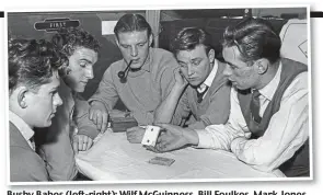  ?? DAILY MAIL ?? Busby Babes (left-right): Wilf McGuinness McGuinness, Bill Foulkes, Foulkes Mark Jones Jones, Eddie Colman and Ray Wood on a train in 1957. Foulkes and Wood survived the Munich crash which killed Jones and Colman