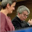  ??  ?? Commissari Margrethe Vestager e Thierry Breton