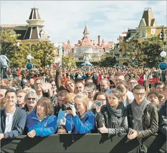  ?? Francois Durand Getty Images for Disney ?? WHEN DISNEY’S theme park in Paris was on the verge of bankruptcy in 1994, Prince Alwaleed bin Talal agreed to buy about $300 million in newly issued Euro Disney stock. Above, the park in May.