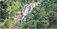 ??  ?? A mere trickle: Asupini waterfall in Sabaragamu­wa. Pic by Saman Vijaya Bandara
