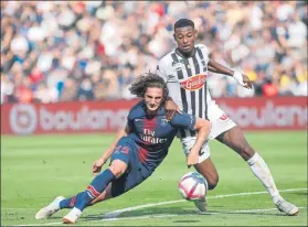  ??  ?? Adrien Rabiot, ante el Angers Ha jugado de titular los cuatro partidos oficiales del PSG