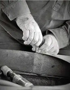  ?? PHOTO: LEAH NEWTON ?? Leah Newton’s image of her farming father’s hands at work.