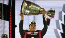  ?? DAN HAMILTON, USA TODAY ?? Former Ticat and Redblack QB Henry Burris will be honoured at halftime Saturday in Ottawa.