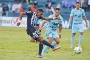  ?? JOHn DURÁn ?? El atacante de Cartaginés Jeikel Venegas es uno de los ocho brumosos que terminaron contrato.