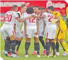  ?? / FOTO: AFP ?? El equipo andaluz aún mantiene ligeras opciones de pelear por el título del campeonaro español.