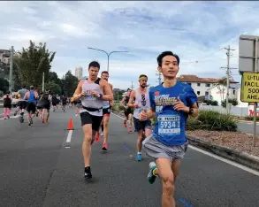  ??  ?? 1 de julio de 2018. Un maratonist­a chino en una competenci­a en Australia.