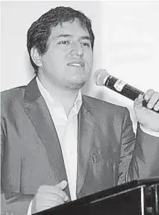  ??  ?? El exministro Andrés Arauz haría binomio con Correa para los comicios.