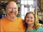  ?? CONTRIBUTE­D ?? Bryan and Karla Holcombe were among the slain victims of the Sutherland Springs church shooting.