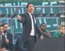  ?? FOTO: EFE ?? Xavi Pascual, campeón de Copa