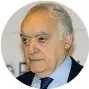  ??  ?? Ghassan Salamé
Inviato Onu per la crisi in Libia, 67 anni, ex ministro della Cultura in Libano e professore di Relazioni internazio­nali alla Sciences Po