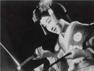  ?? NATIONAL FILM ARCHIVE OF JAPAN ?? Takako Irie stars in the 1933 Japanese silent film “The Water Magician,” part of the “Art of the Benshi” U.S. tour coming to Chicago April 16-17.