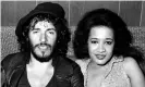  ?? Aaron/Redferns ?? Ronnie Spector with Bruce Springstee­n in New York, 1975. Photograph: Richard E