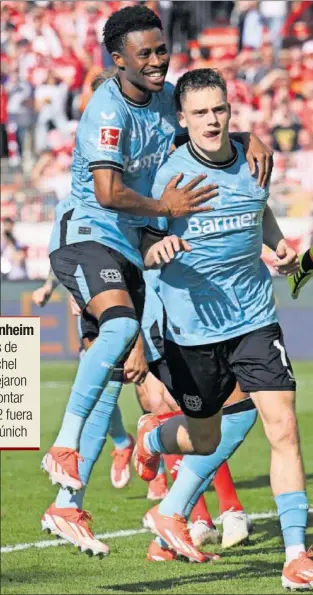  ?? ?? Wirtz celebra junto a Nathan Tella el único gol del Leverkusen ante el Union Berlin.