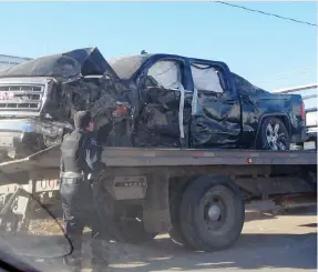  ??  ?? EL VEHíCULO de los detenidos no cuenta con placas de circulació­n