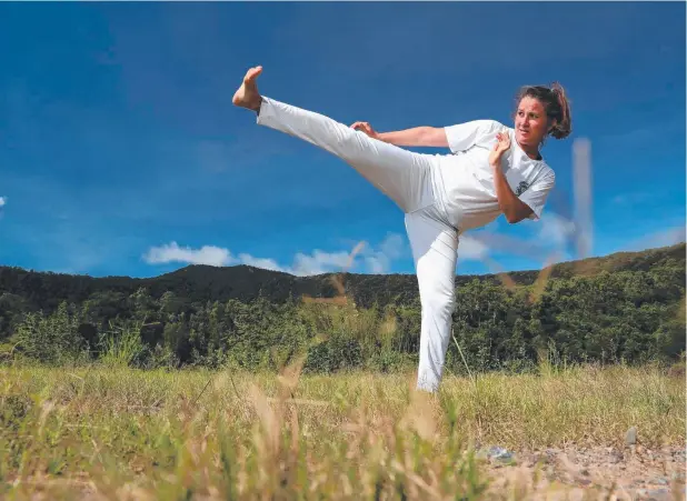  ?? Picture: MARC McCORMACK ?? DIFFERENT ART: Amelia Elgar, a capoeirist­a, who trained in Brazil for eight months last year.